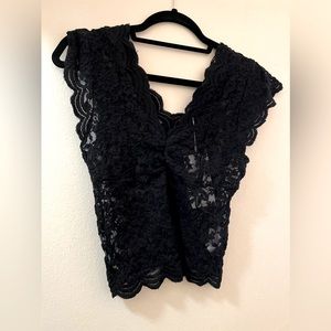 Zara Stretchy Lace Top with Scalloped Short Sleeves and Rouched Bust Size M NWT